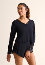 Load image into Gallery viewer, Fleur&#39;t Parisian Nights Short Set